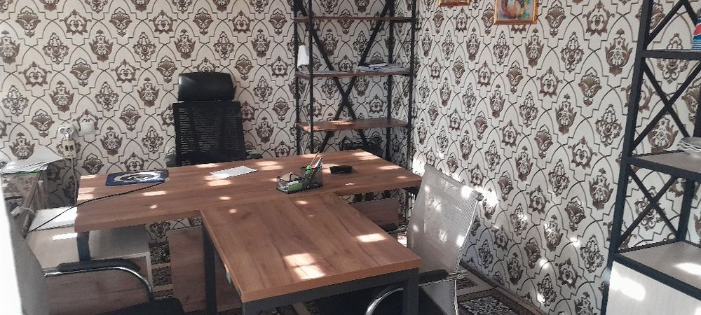 Ofis mebellari alo xolatda