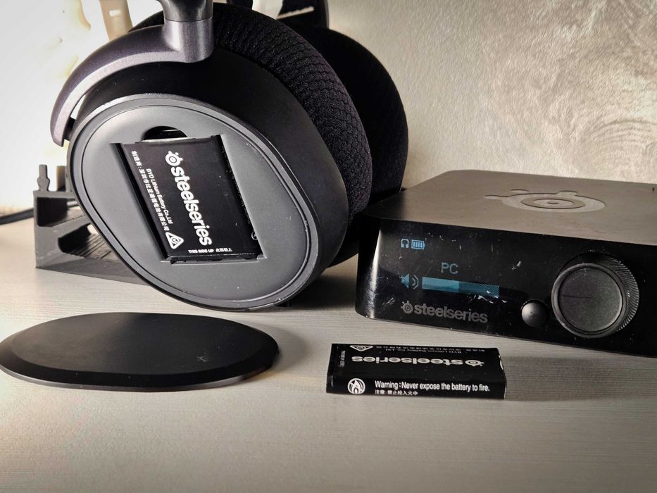 Casti gaming wireless bluetooth SteelSeries Arctis Pro + DAC