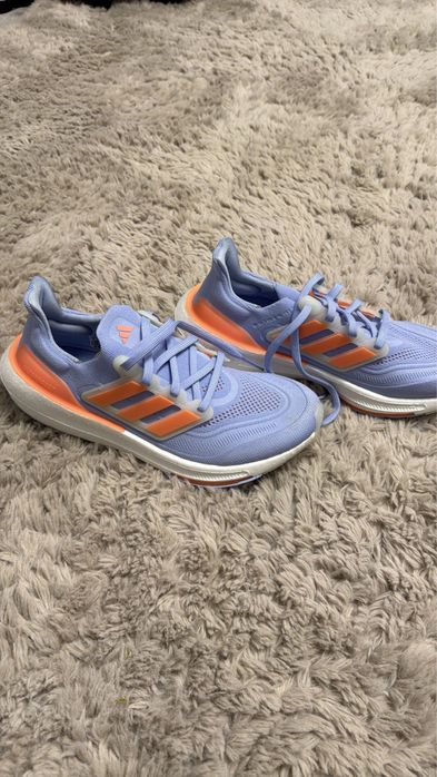 Adidasi adidas ultraboost nr 42.5