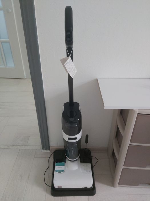 Моющий беспроводной пылесос Roborock Dyad Pro