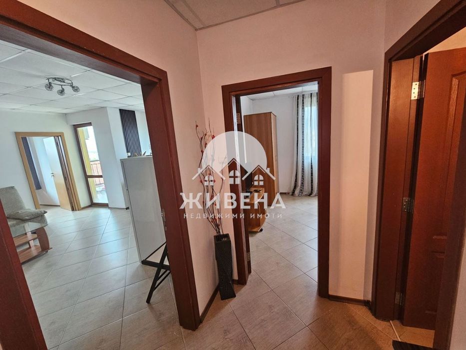 Продавам 3-стаен апартамент, к.к.Слънчев бряг, площ 77 кв.м