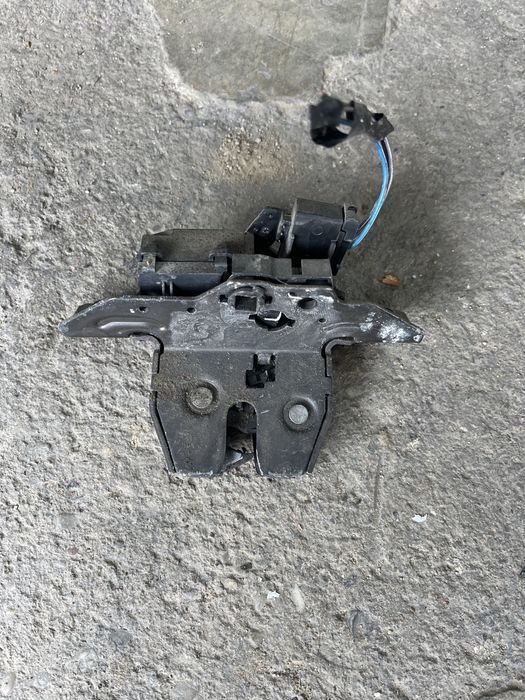 broasca haion opel astra j kombi 1.7cdti