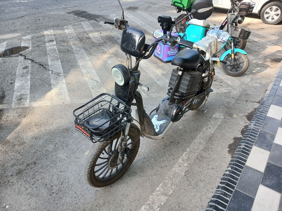 Срочно продаю электровелосипед drongo