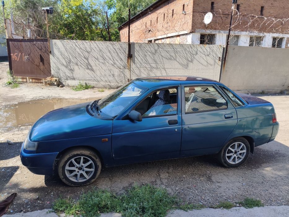 Автомобиль десятка