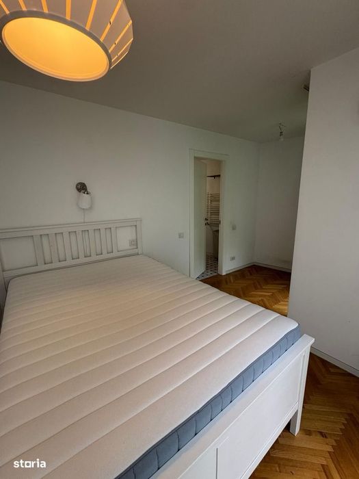 Apartament cu 3 camere langa piata Victoriei!