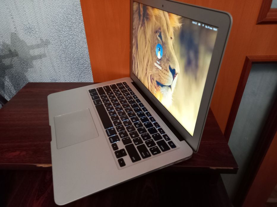 Продам или обменяю Макбук Эйр 2013г