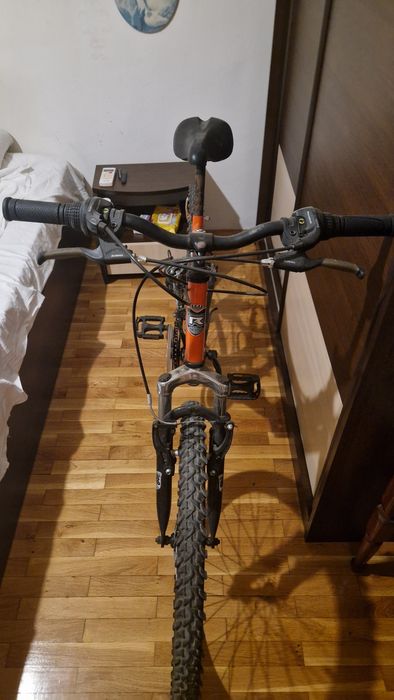 Продавам" BULLET"