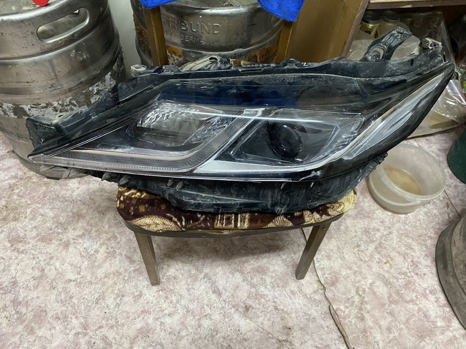 Фара Камри 70