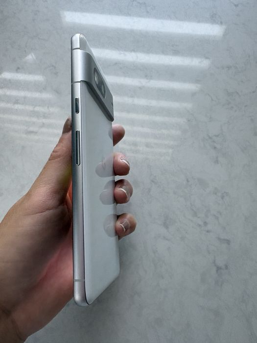 Продавам Pixel 7