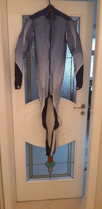 Скиорски юношески  състезателен гащиризон.