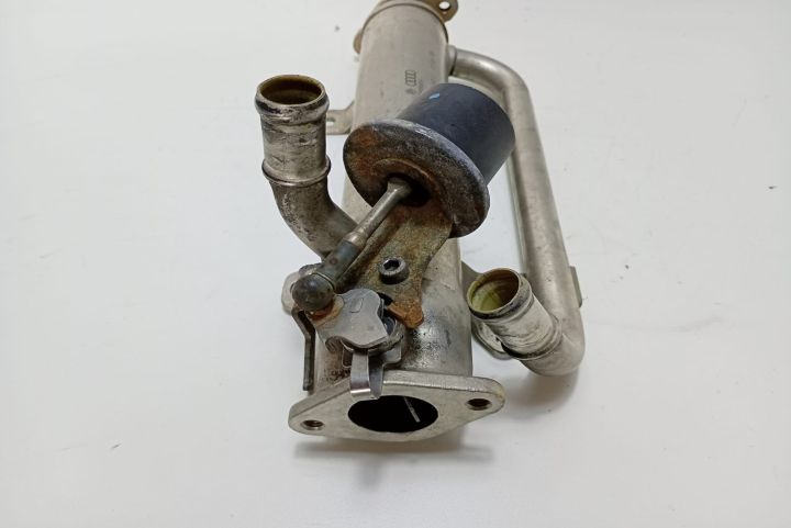 Racitor gaze 03G131512J Audi A3 8P/8PA (facelift) seria