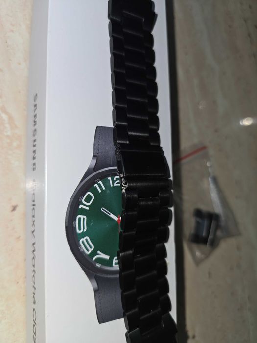 samsung galaxy watch6 clasic 47 .fara zgarieturi, purtat foarte putin,1500 ron, usor negociabil ..