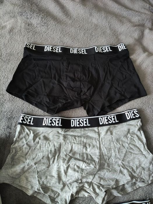 Diesel set 3 boxeri bărbați rosu-gri-negru mărimea M noi originali