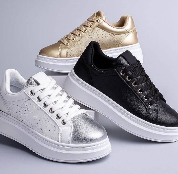 Кроссовки женские