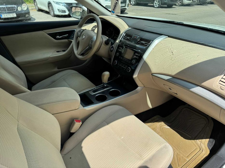Nissan Altima 2015 - €4150