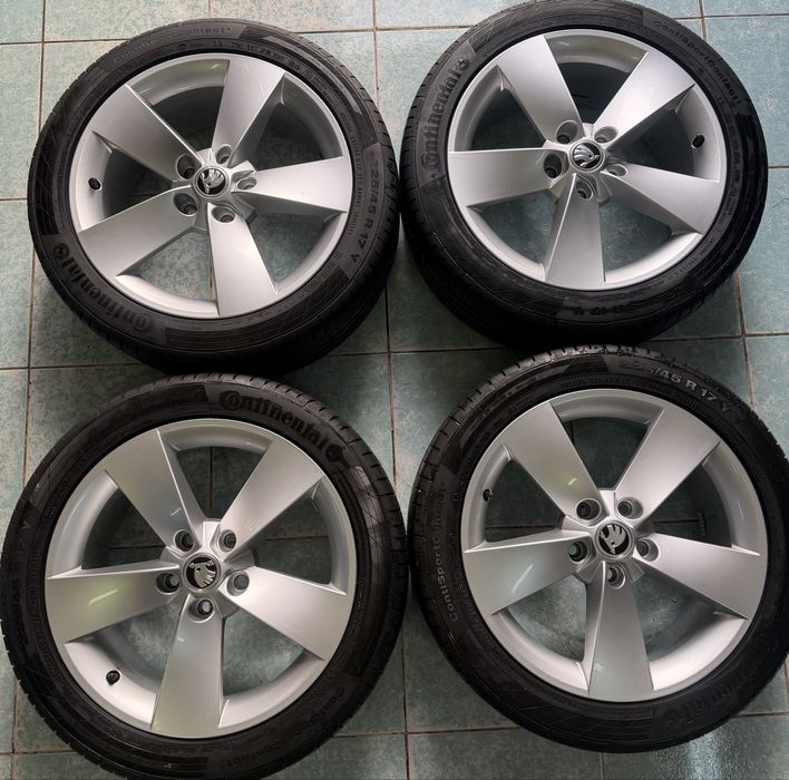 Roti/ jante aliaj R17 originale Skoda Octavia 2 3 4 225/45/17 vara