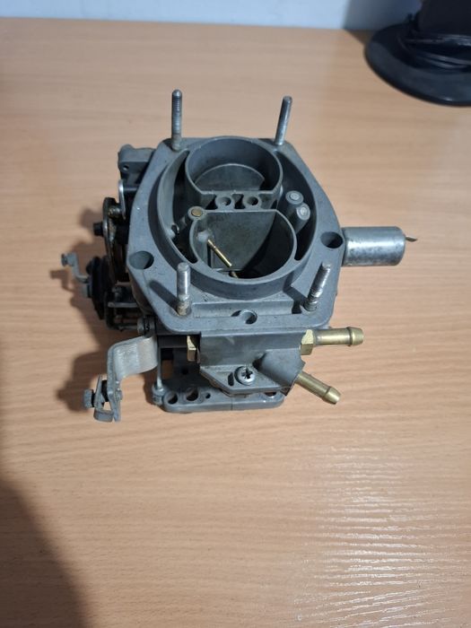 Продам  рабочий карбюратор на ваз 2109