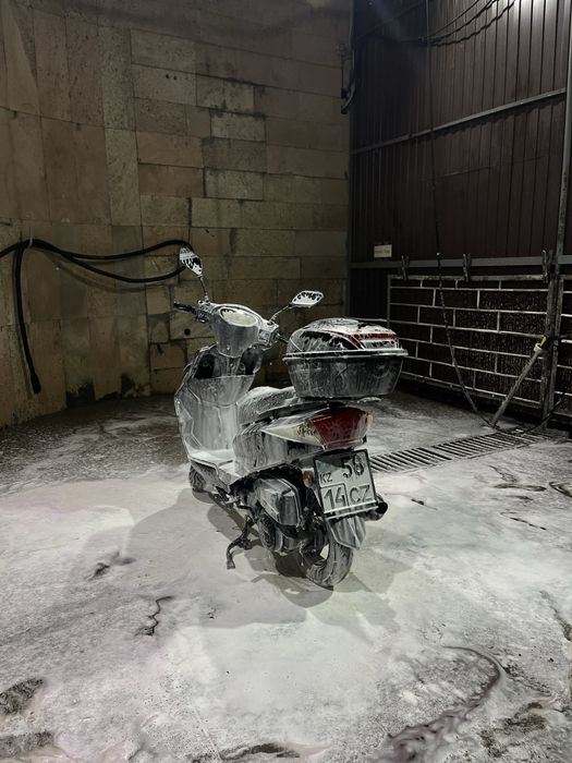 Продам скутер м 8