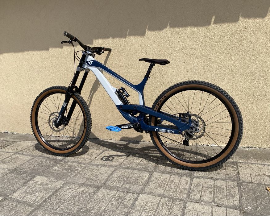 YT tues 2021 27,5 L Неразличимо от Ново!