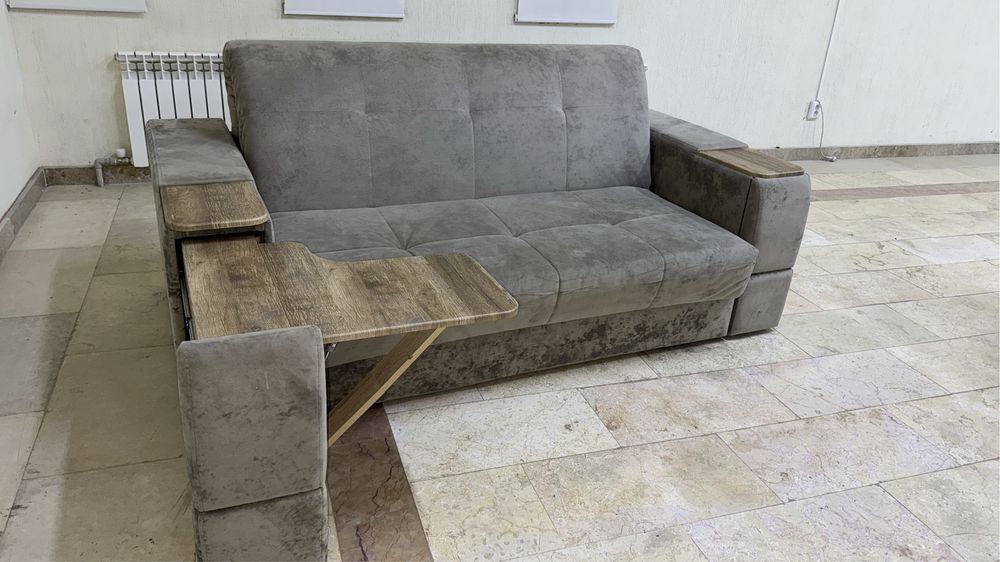 Б/у диван в хорошем состоянии