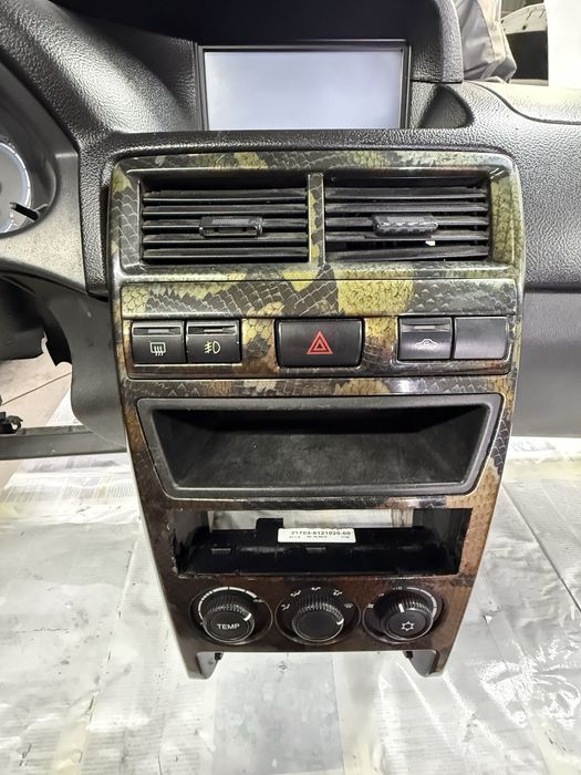 Панель приора 2( полу люкс )