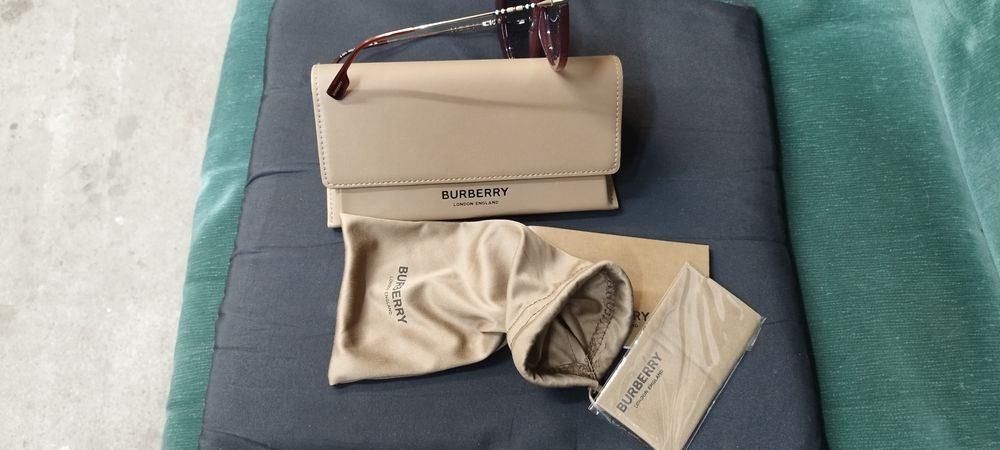 Ochelari de soare dama Burberry