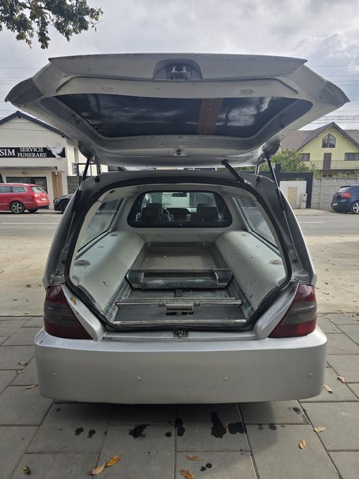 Mercedes e classe dric funerar