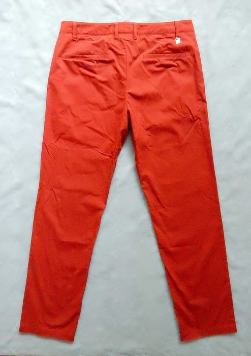 Blugi Hugo Boss Regular Fit. Marime 50 (34). Impecabili, ca noi.