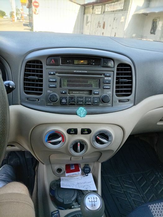 HYUNDAI Accent 2007 — imagine 5