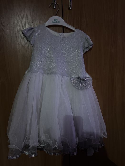 Продам платье на девочку