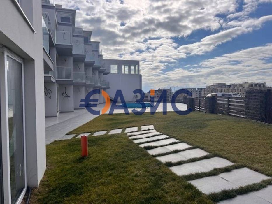Продава се Заведение в Свети Влас - 21 кв.м за 729 €/кв.м - Снимка #6