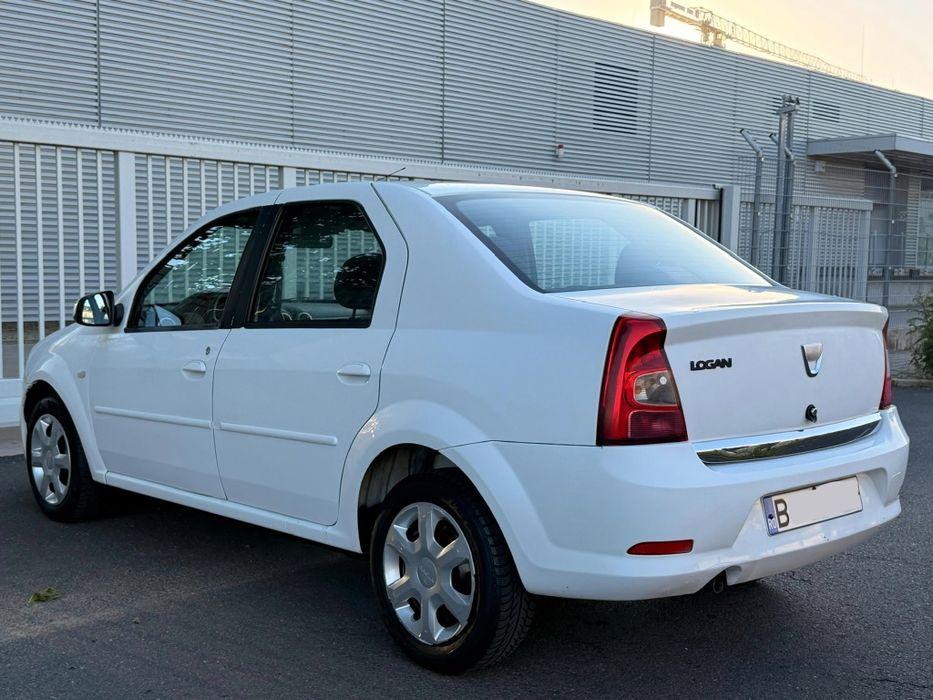 Dacia Logan 1.5 DCI laureat an 2011