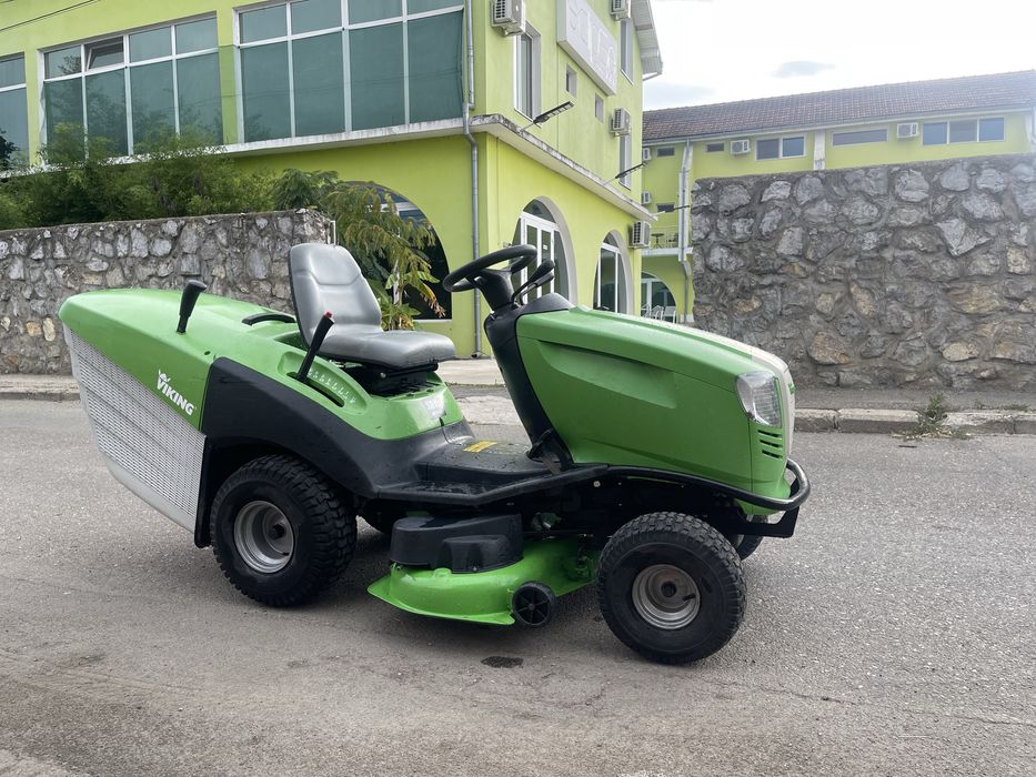 Tractoras de tuns iarba gazon Viking T6 3 cutite