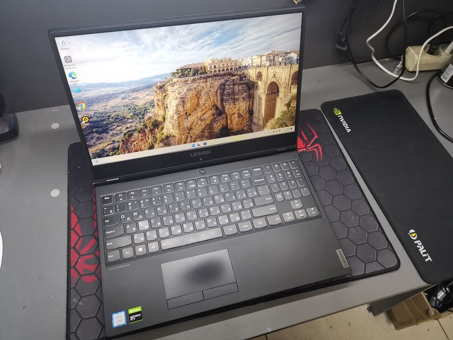 Игровой ноутбук Lenovo Legion Y540-15IRH, core i5-9300h, GTX 1650