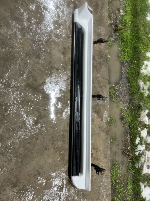 Фаркоп, подножна на Монтеро спорт