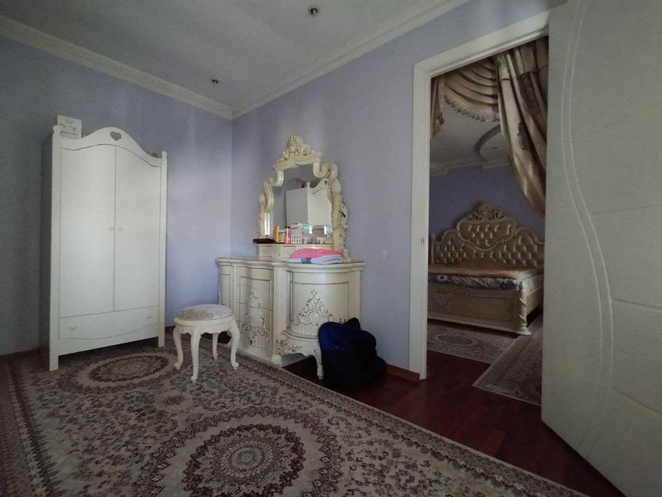 Сиз излаяткан ажоиб хонадон!!