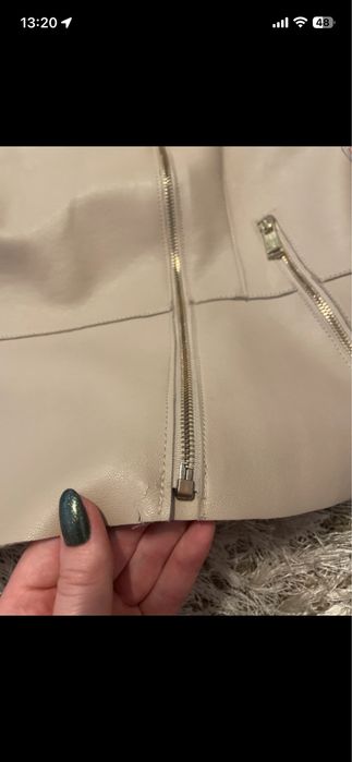 Geaca originala Guess