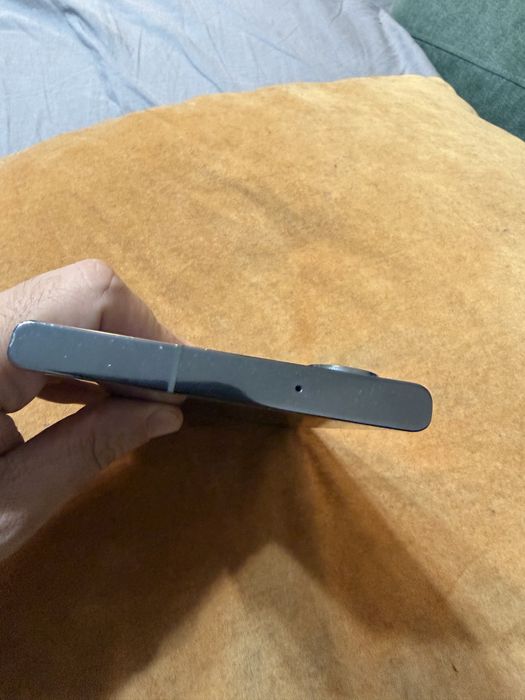 Vând Galaxy 23 Ultra