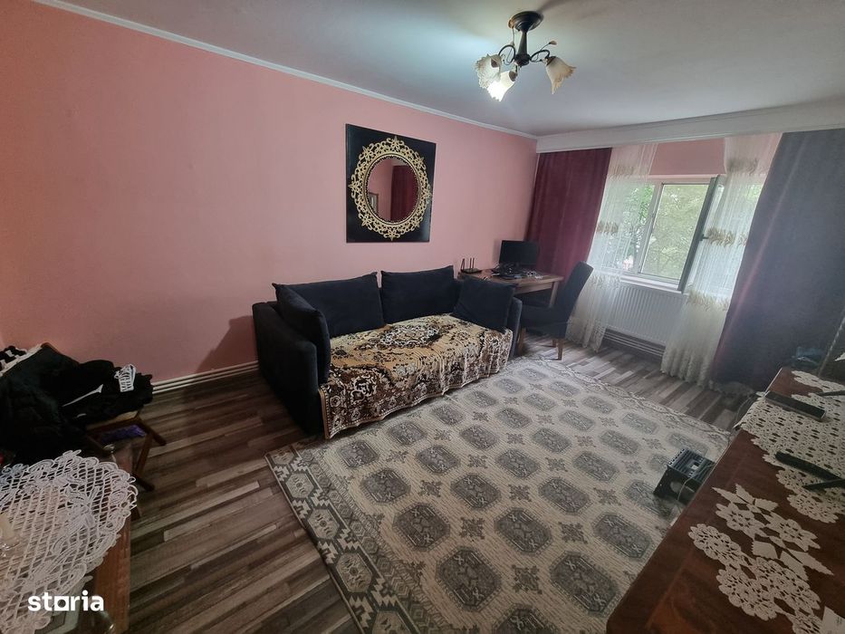 4 Camere Dacia, 2 Bai, 2 Ap Pe Palier