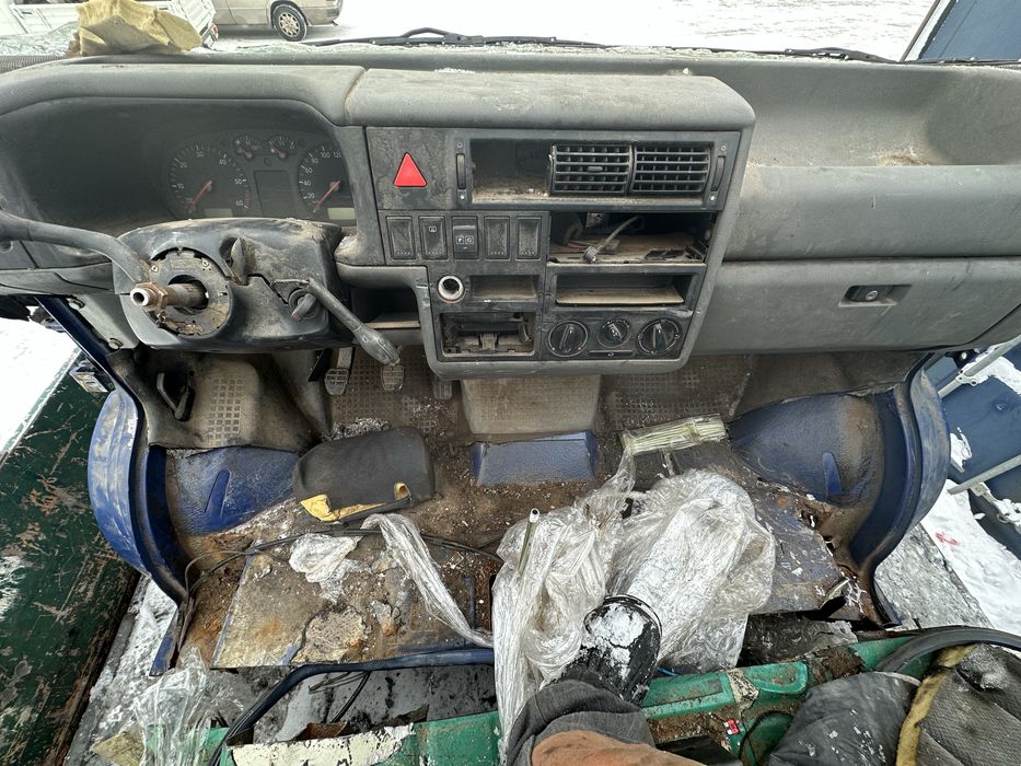 Торпеда в сборе Фольксваген Т4.