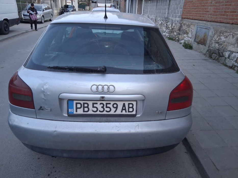 Лека кола AUDI A3Audi Audi 
Model: A3
Двигател: 1.8
Бензин
С летни и з