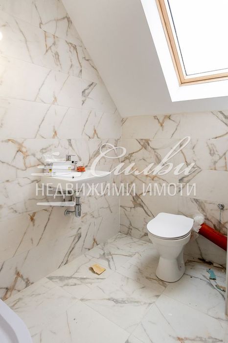 Продава се Тристаен апартамент в Шумен, Болницата - 114 кв.м за 1200 €/кв.м - Снимка #6