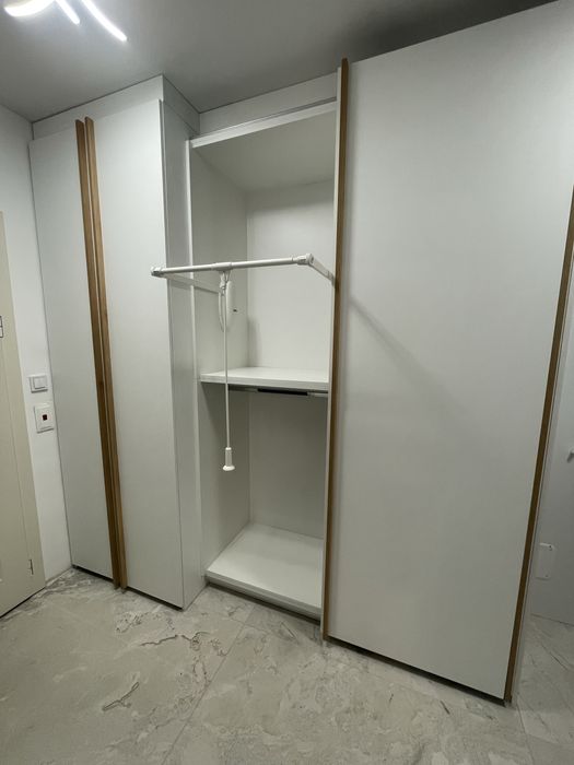 Мебели по поръчка