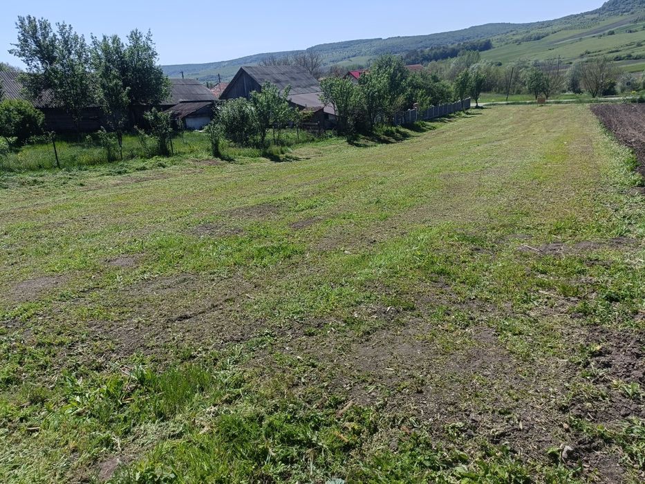 Teren de vanzare intravilan la doar 40 km de Cluj , Comuna Cornesti