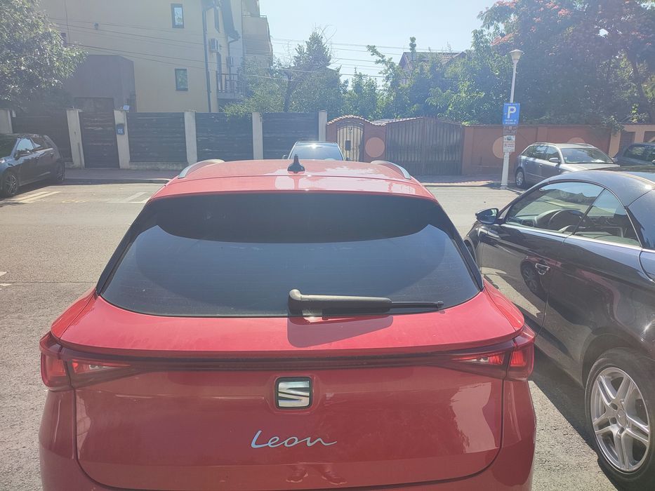 SEAT Leon 2021 — imagine 3