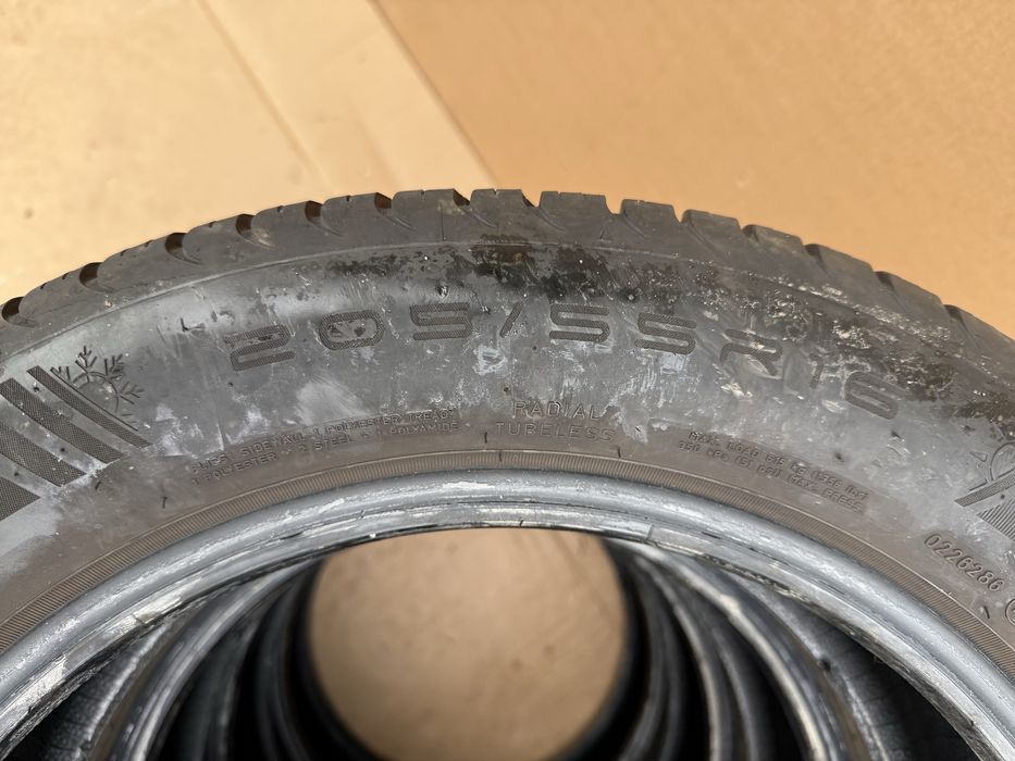 Зимни гуми Dunlop 205/55/16 dot2524