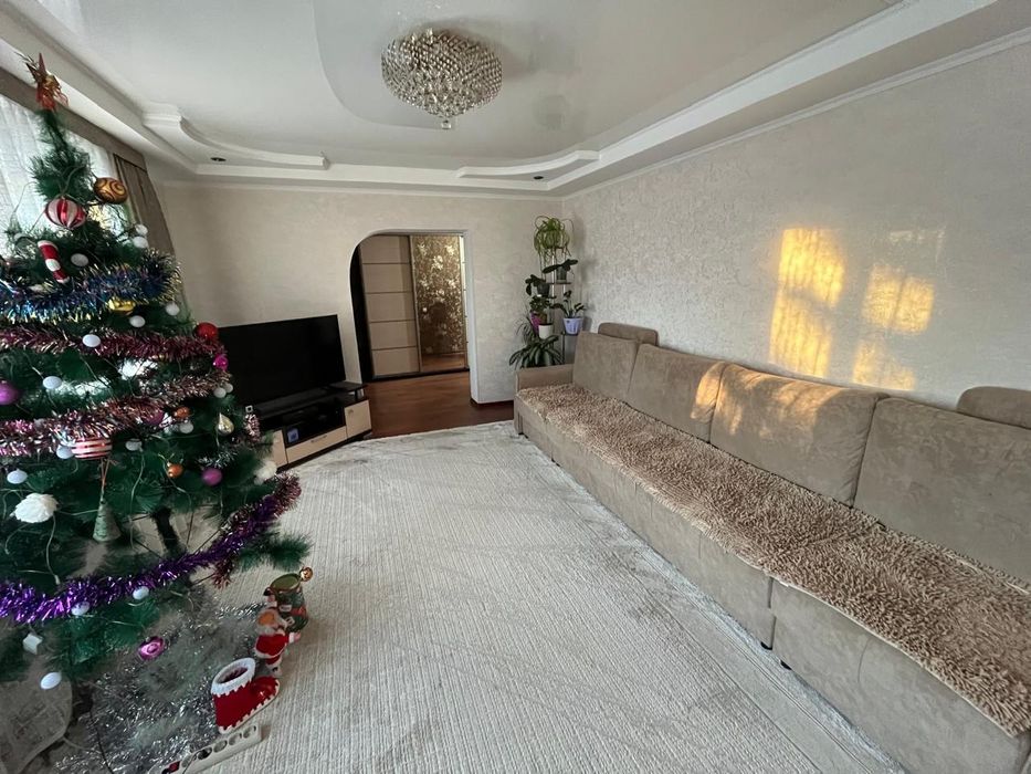 Продам добротный теплый дом