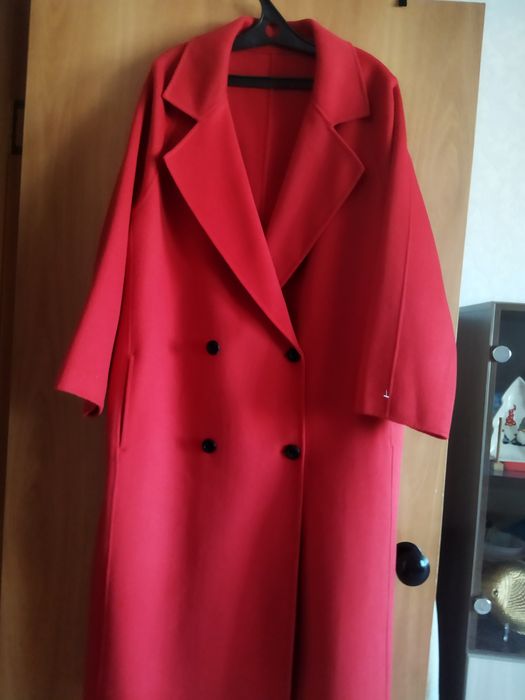 Пальто демисезонное