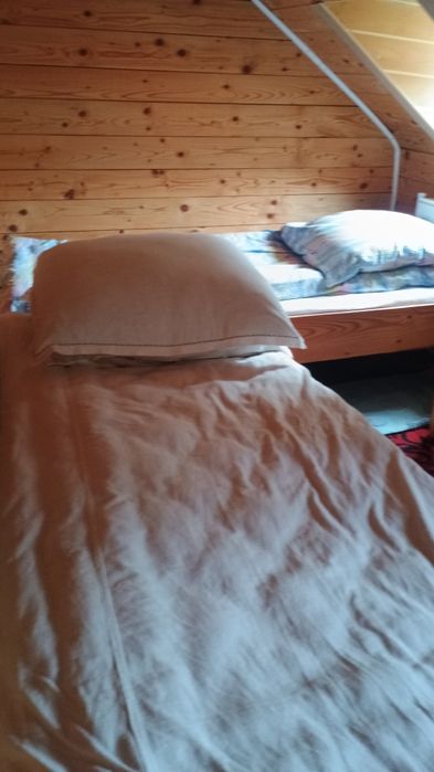 Închiriez casa la țară  pe termen lung