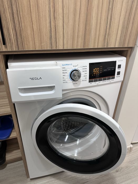 Masina de spalat Tesla